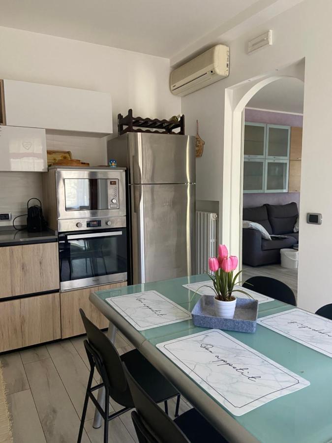 Caserma Guelfa - Casa Vacanza Chiarina San Benedetto del Tronto Bagian luar foto