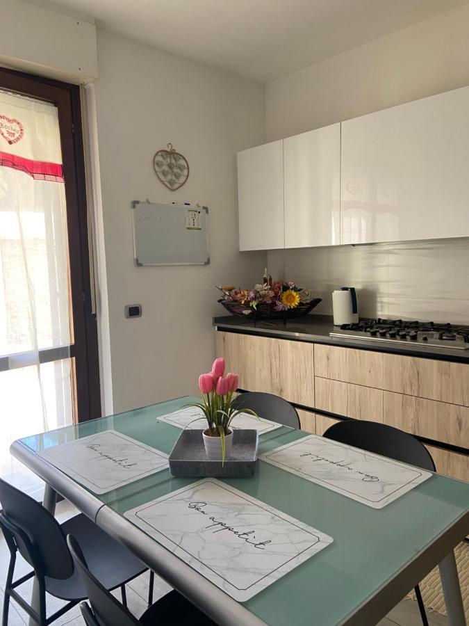 Caserma Guelfa - Casa Vacanza Chiarina San Benedetto del Tronto Bagian luar foto