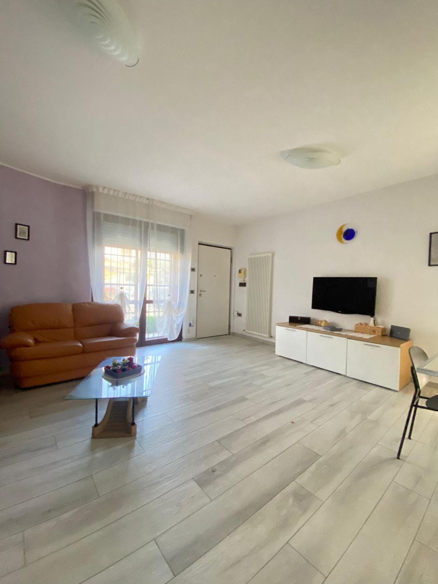 Caserma Guelfa - Casa Vacanza Chiarina San Benedetto del Tronto Bagian luar foto
