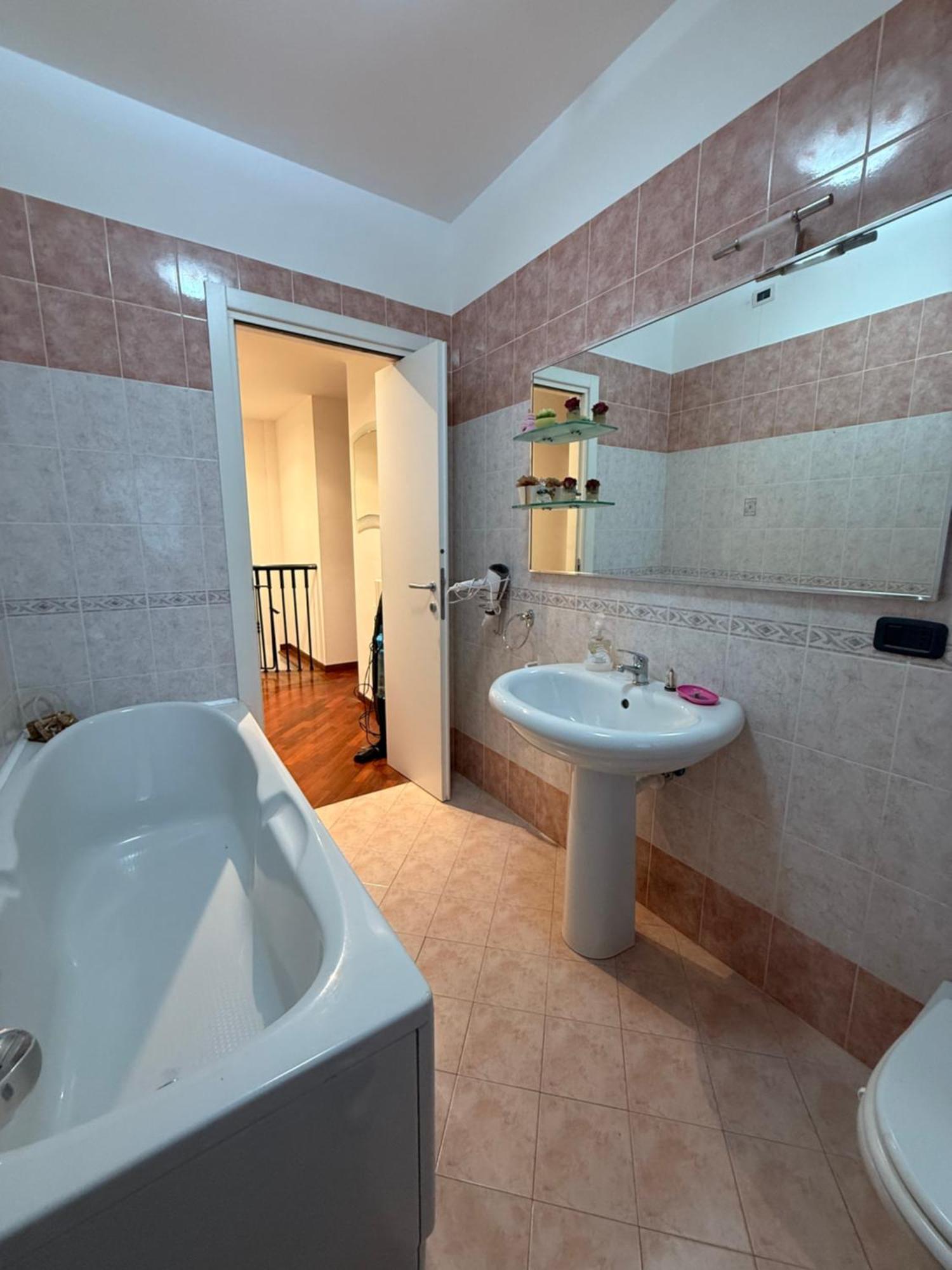 Caserma Guelfa - Casa Vacanza Chiarina San Benedetto del Tronto Bagian luar foto